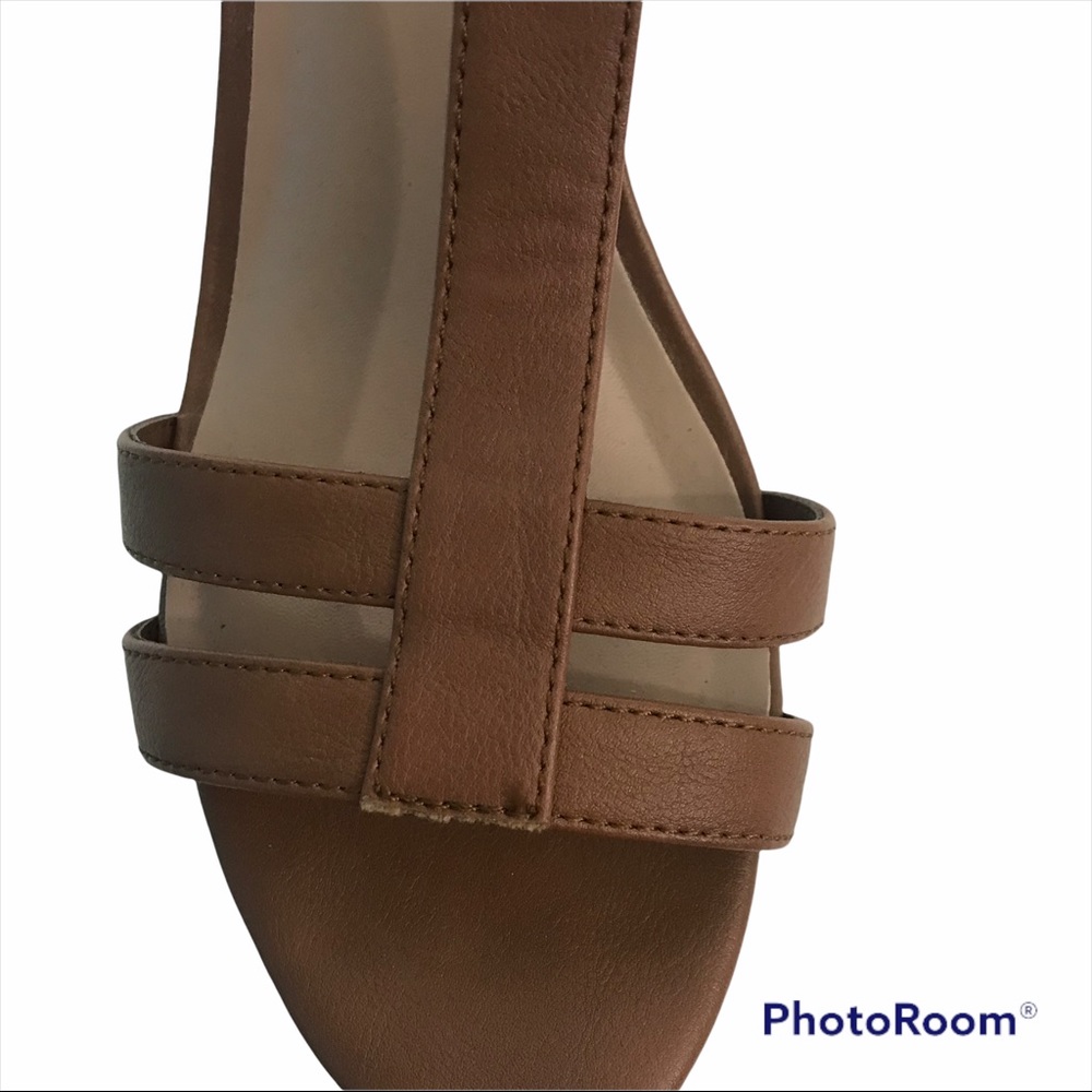 Charles David Size 9 Sandal Ankle Strap - Picture 3 of 12